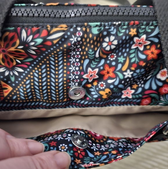 Kiplings Floral/Star Multicolor Women's Bag. - Picture 6 of 14